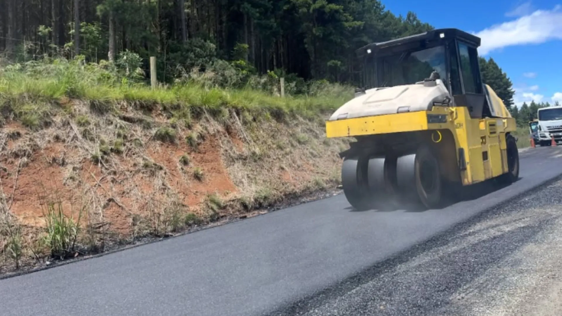 Caçador ultrapassa 30 km de asfalto no interior com programa Integração do Campo
