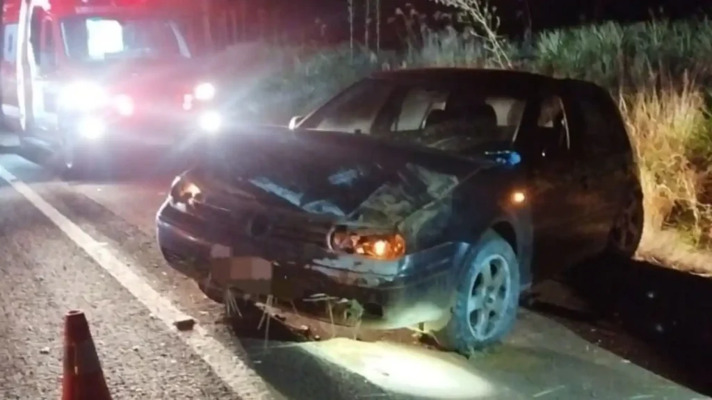 Jovem fica ferido após saída de pista na BR-282 em Campos Novos