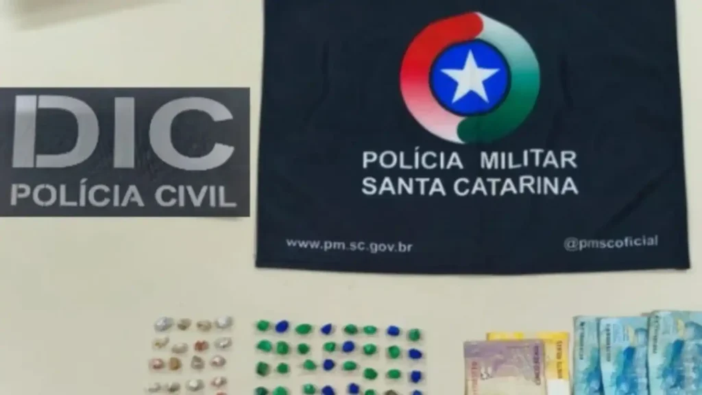 Operação conjunta da PM e DIC apreende 148 pedras de crack em Videira