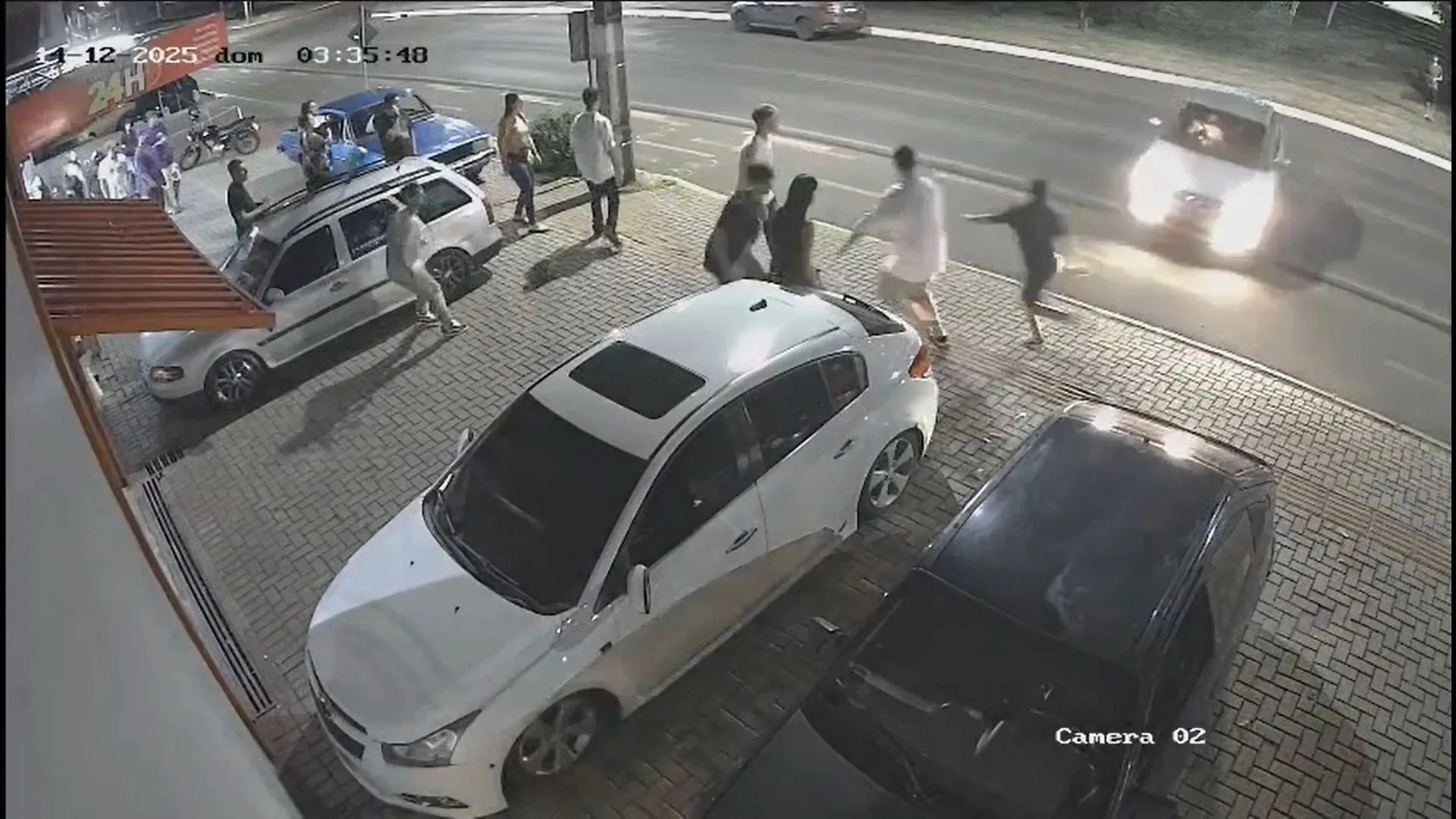 Motorista alcoolizado é preso após atropelar pessoas em calçada no Oeste de SC