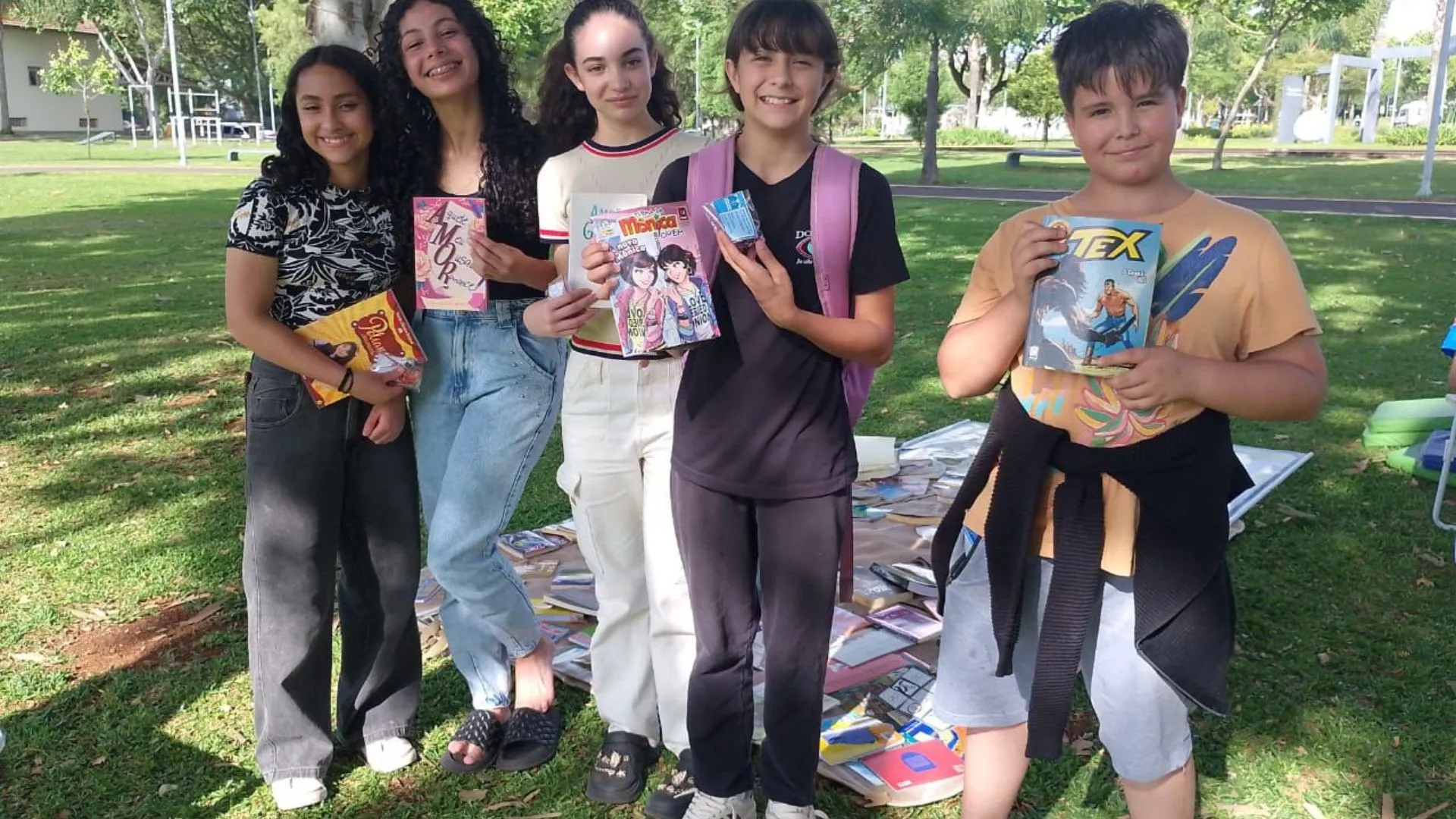 Biblioteca de Caçador celebra 84 anos com tarde de leitura