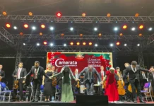 Espetáculo da Camerata Florianópolis atrai grande público em Caçador