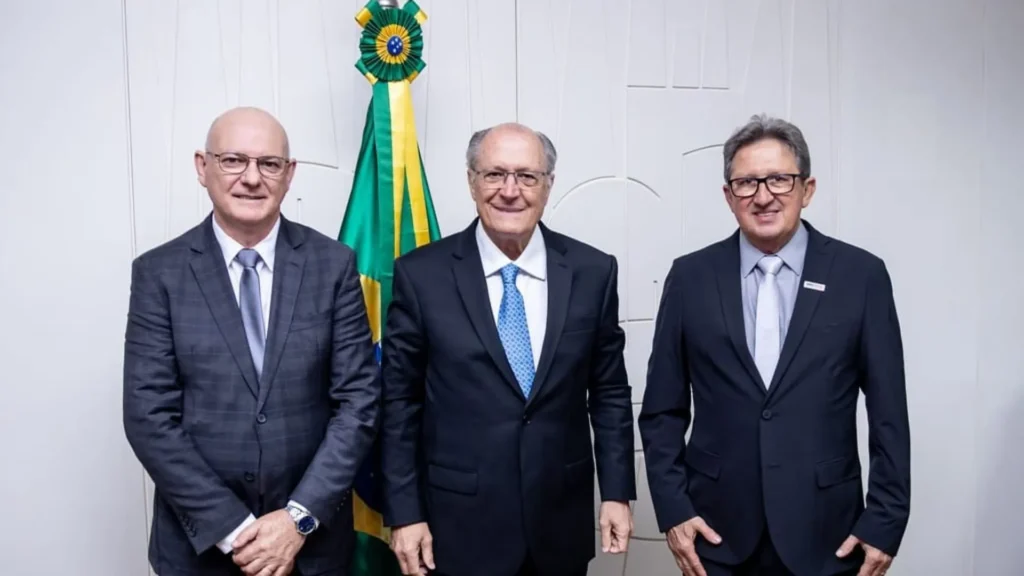 FIESC acompanha agenda em Brasília para defesa do setor moveleiro