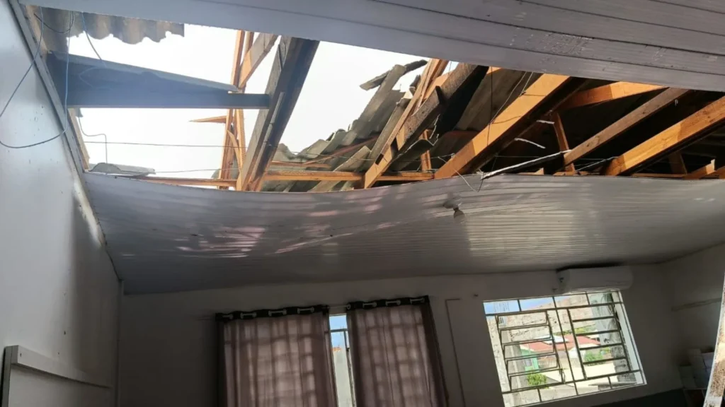 Vendaval atinge Timbó Grande e município decreta emergência