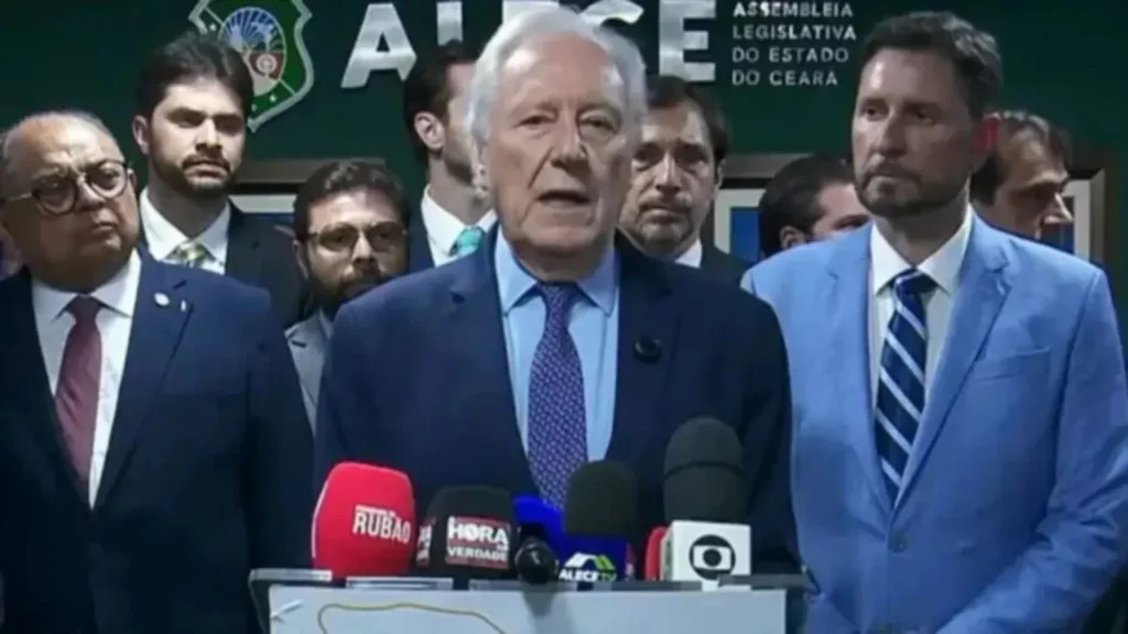 Lewandowski entrega carta de demissão e deixa o Ministério da Justiça