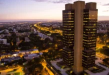 Brasil gasta 1 trilhão de reais em juros com a dívida pública