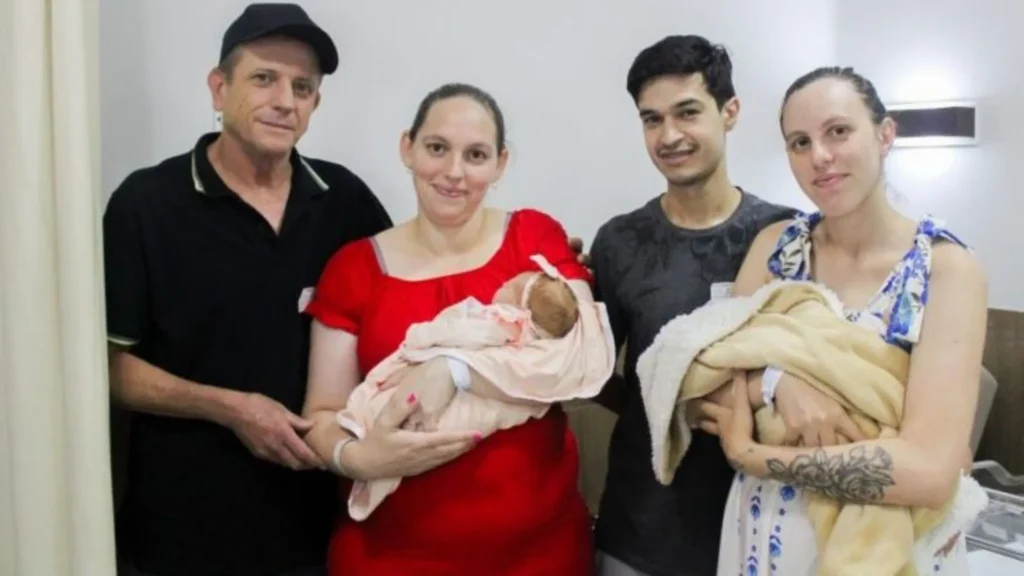 Irmãs dão à luz no mesmo dia e no mesmo hospital onde nasceram em SC