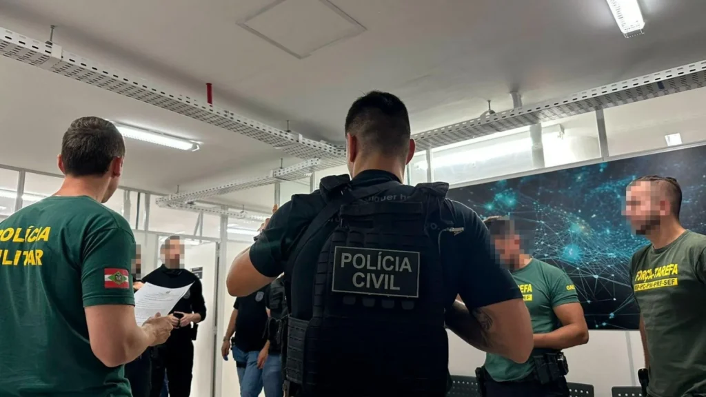 GAECO mira esquema que desviou mais de R$ 330 mil de universidades de SC