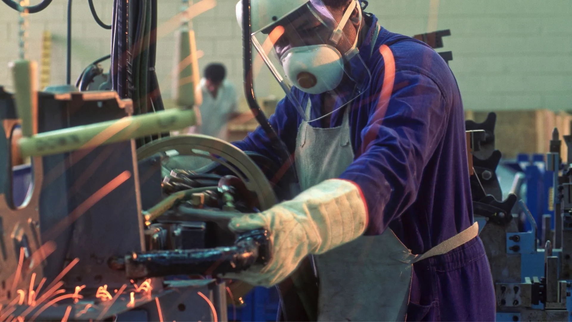 Santa Catarina supera média nacional e cresce em indústria, comércio e serviços