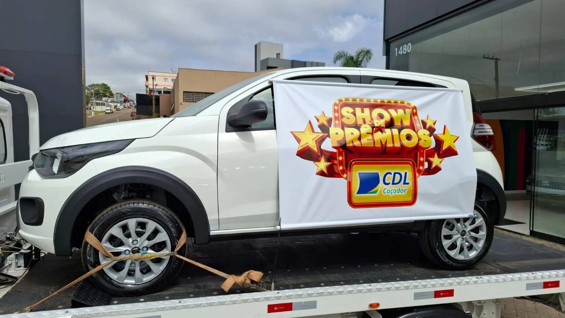 Darci Velasques é o ganhador do carro zero km da CDL Caçador