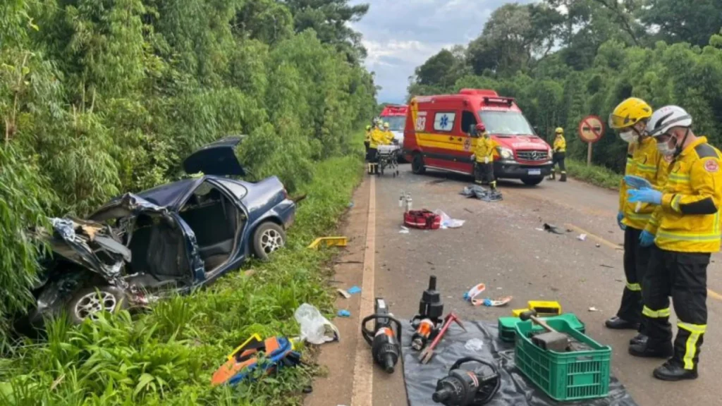 Criança de 4 anos morre após colisão violenta na SC-154 no Oeste de SC