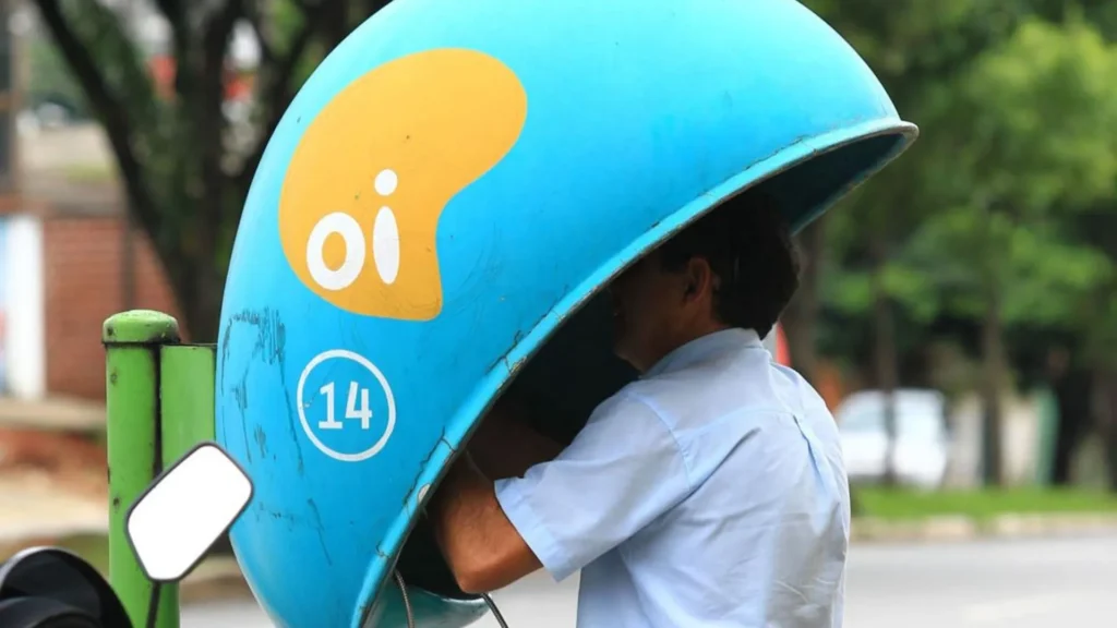 Fim dos orelhões: telefones públicos começam a desaparecer das ruas em 2026