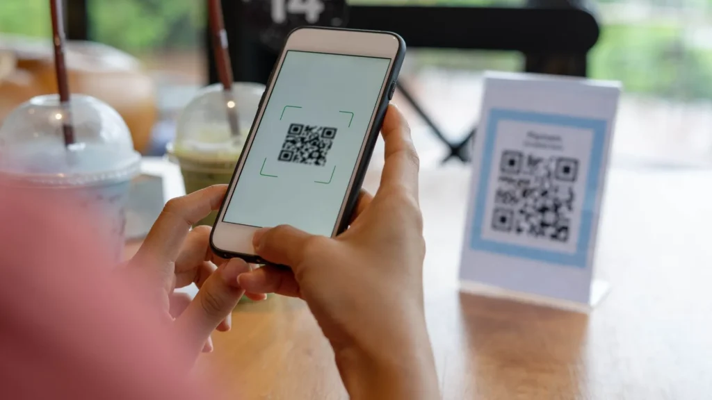 Cardápio físico passa a ser obrigatório em estabelecimentos comerciais de SC