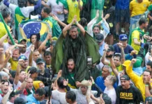 “Acorda, Brasil” reúne cerca de 18 mil pessoas em Brasília