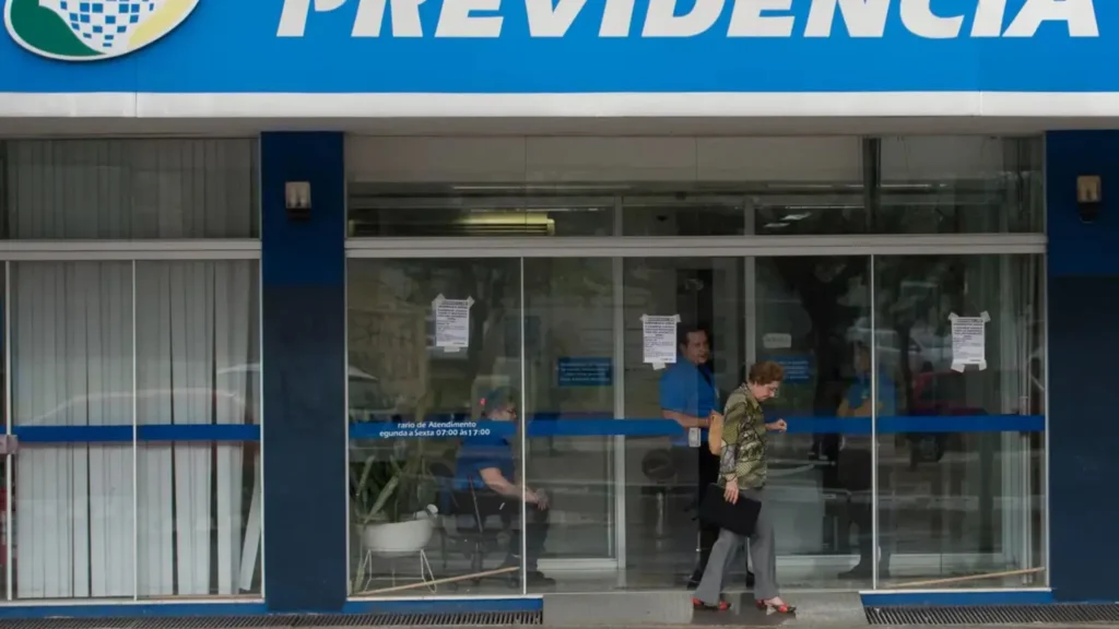 Agências do INSS em todo o Brasil estarão fechadas de quarta a sexta desta semana