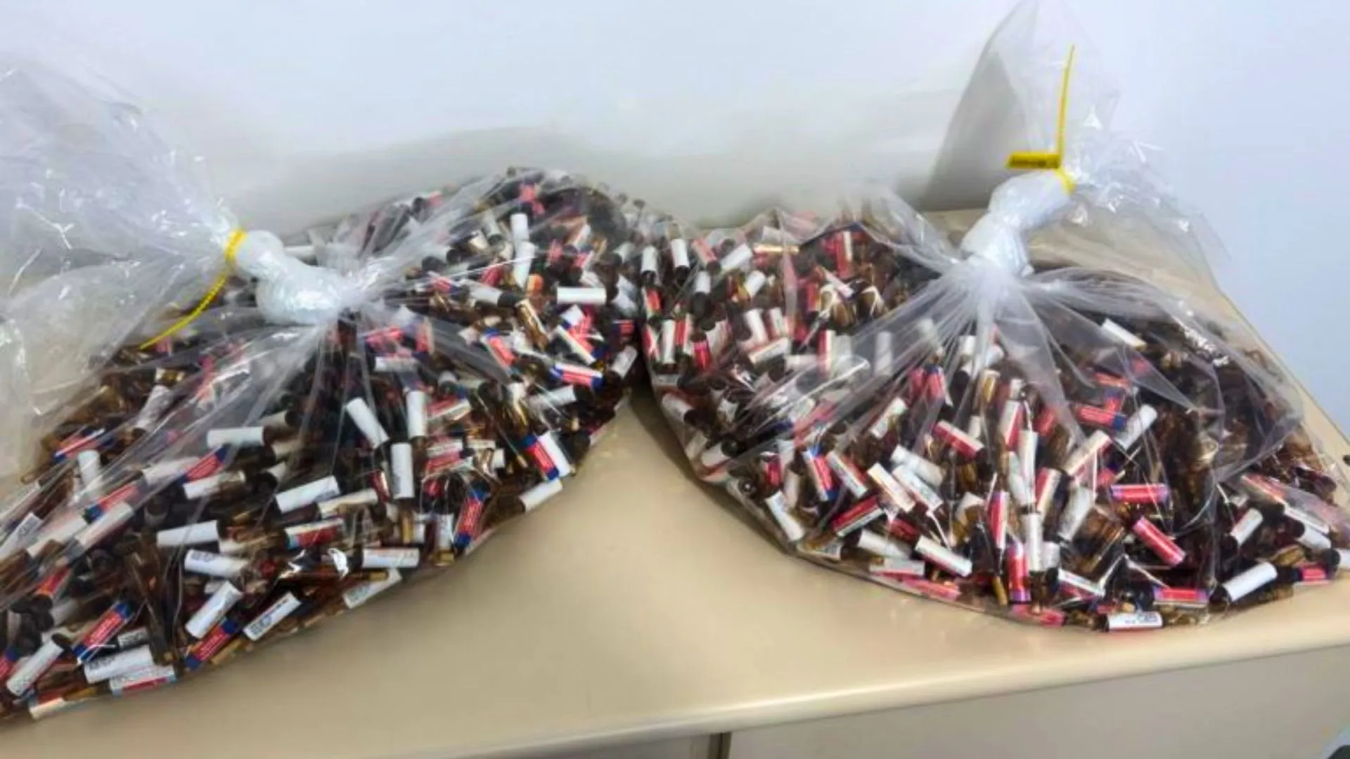 ‘Chip da beleza’ e ‘tadala de 200’ irregulares são apreendido em SC