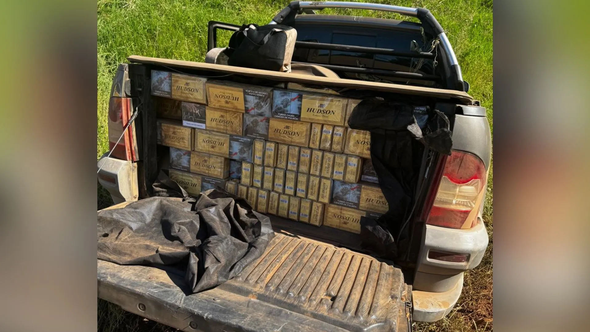 Fuga de contrabandista com 12.500 cigarros em SC termina em acidente