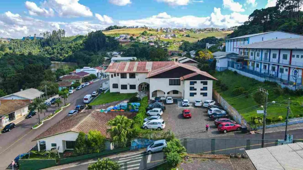 Prefeitura de Pinheiro Preto abre Processo Seletivo Simplificado 2026