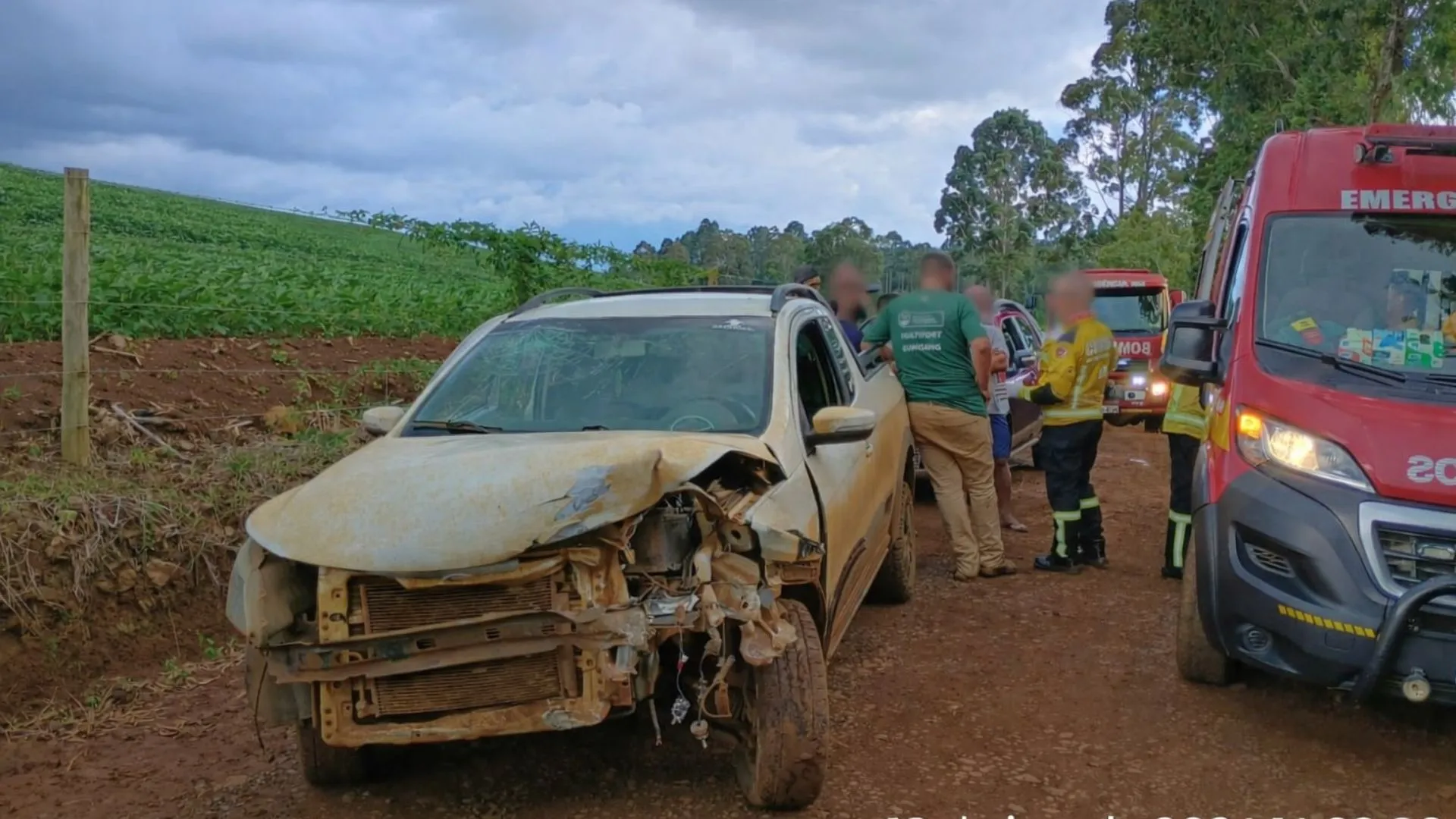 Colisão frontal deixa feridos no interior de Lebon Régis
