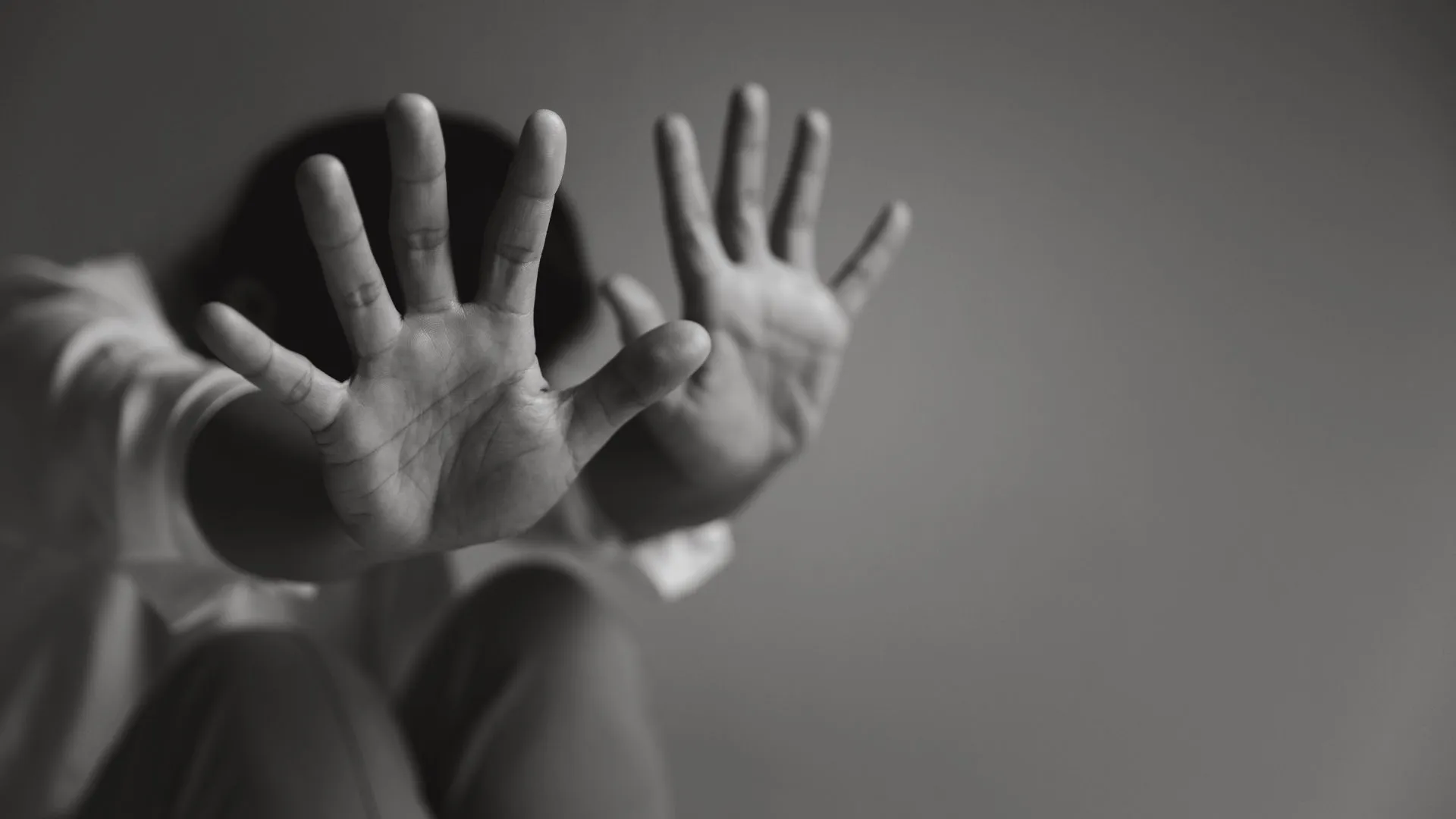 Homem é preso após agredir a filha em Caçador