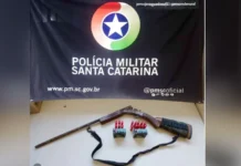 Arma e moto adulterada são apreendidas em Matos Costa