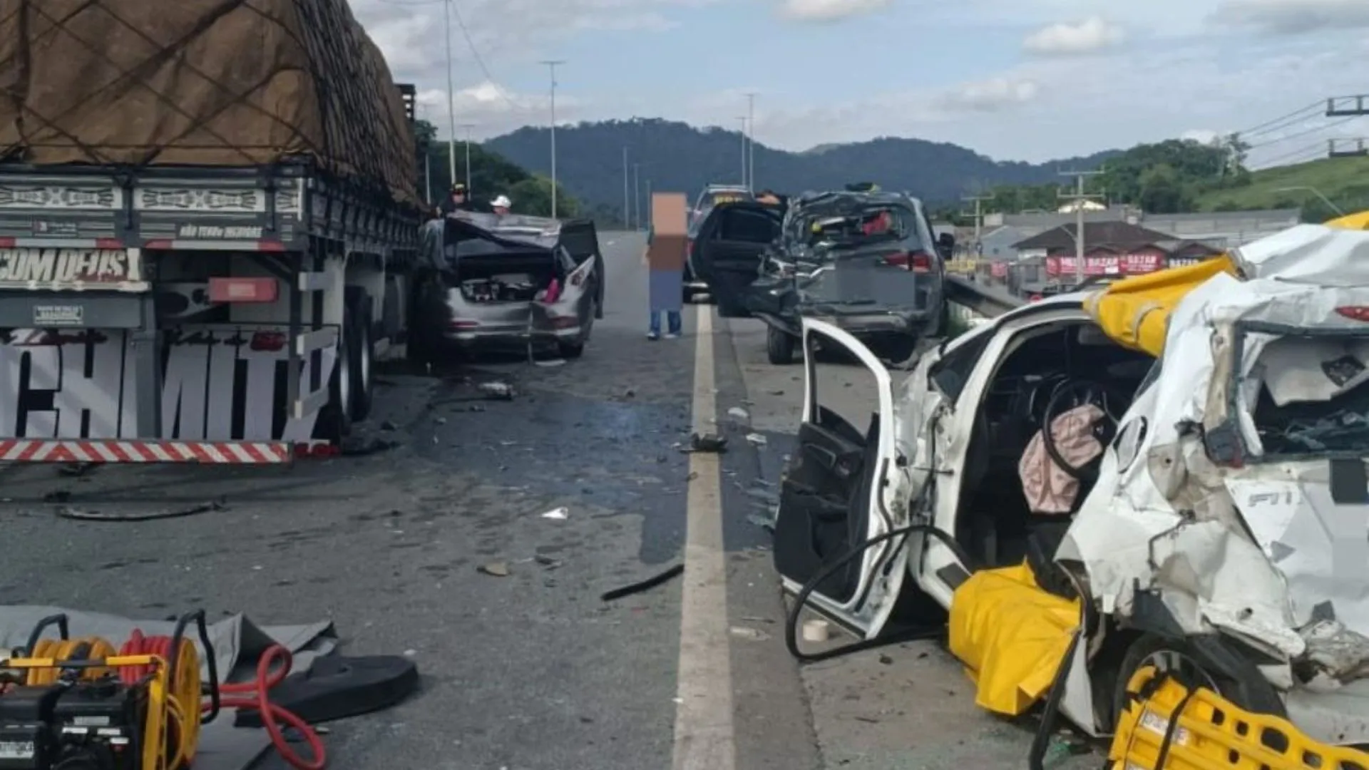 BR-470 registra mais de 100 mortes e mil acidentes em 2025