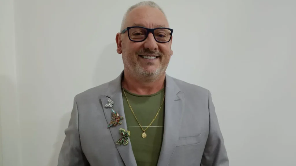 Psicólogo orienta pais sobre cuidados com crianças nas férias