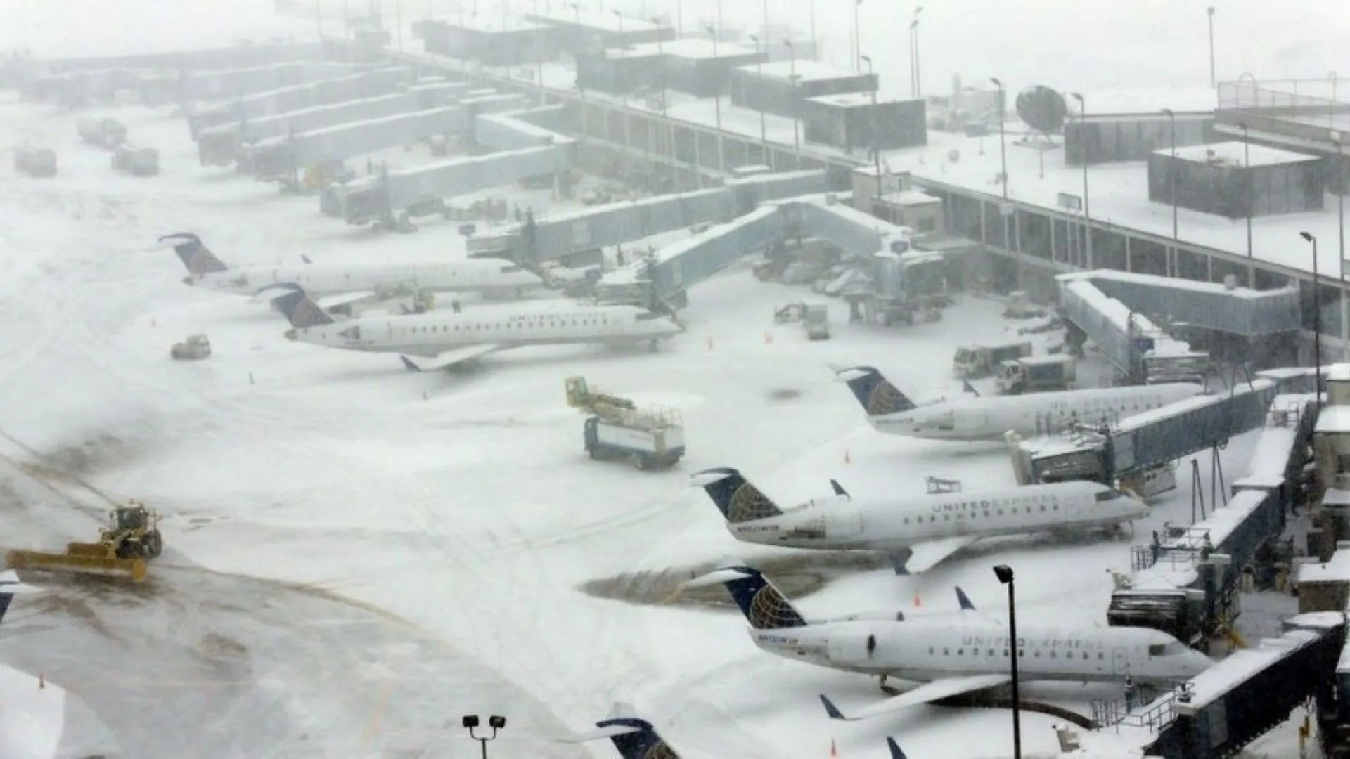 Tempestade de neve nos EUA afeta voos em Guarulhos