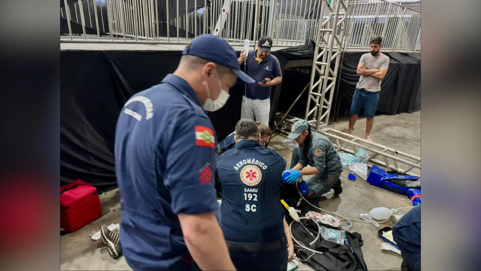 Trabalhador de 28 anos morre após queda em pavilhão da Efapi