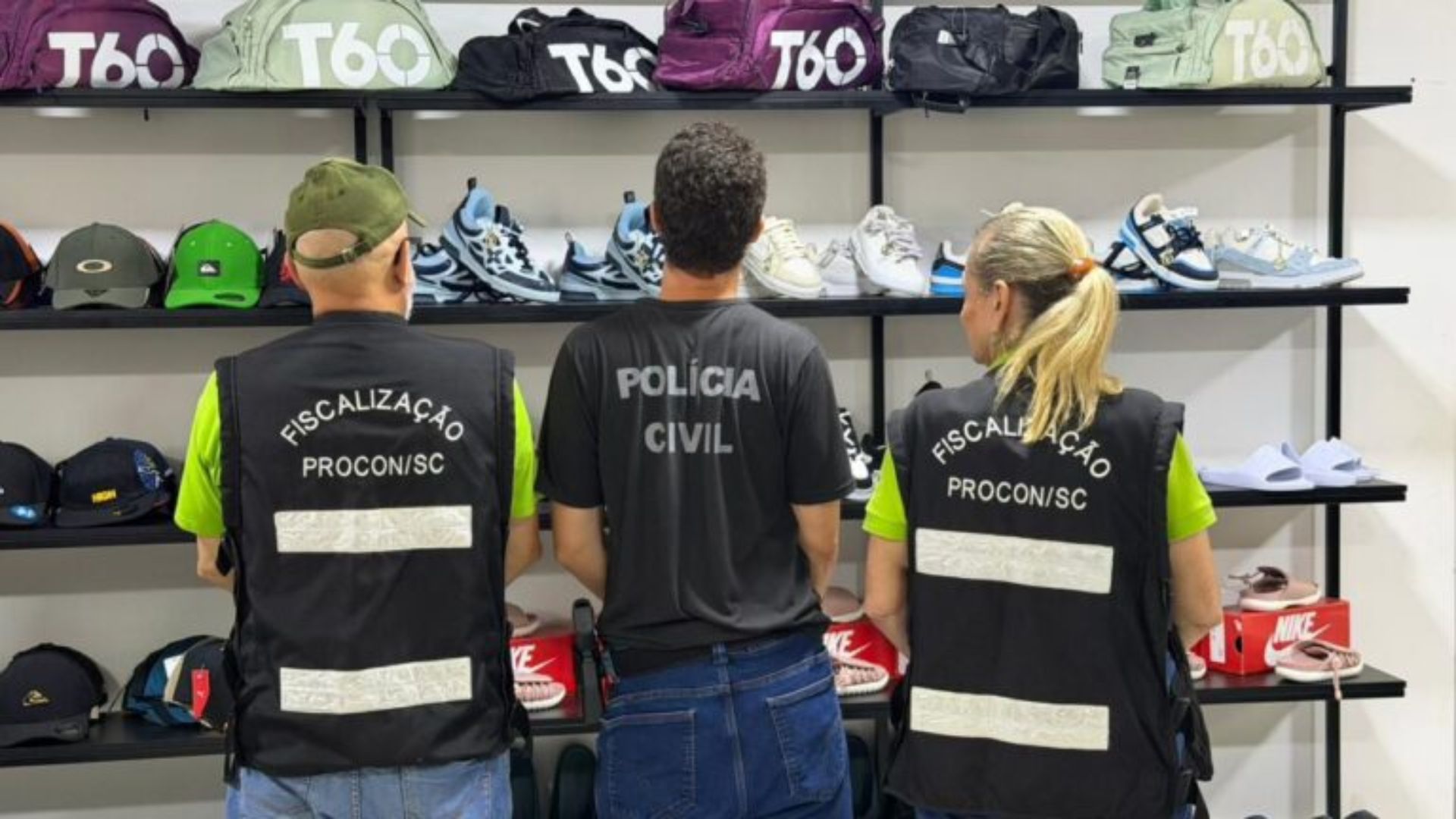 Polícia Civil apreende R$ 2,3 milhões em produtos piratas em SC