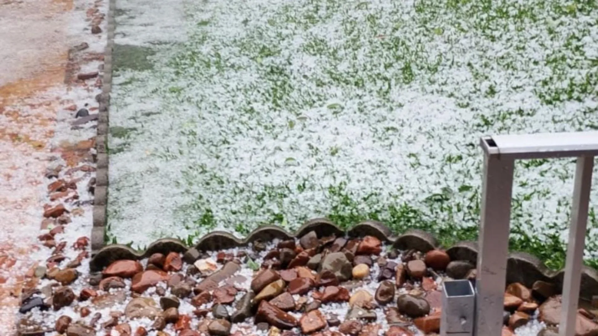 Forte temporal com granizo assusta moradores de Videira e Iomerê