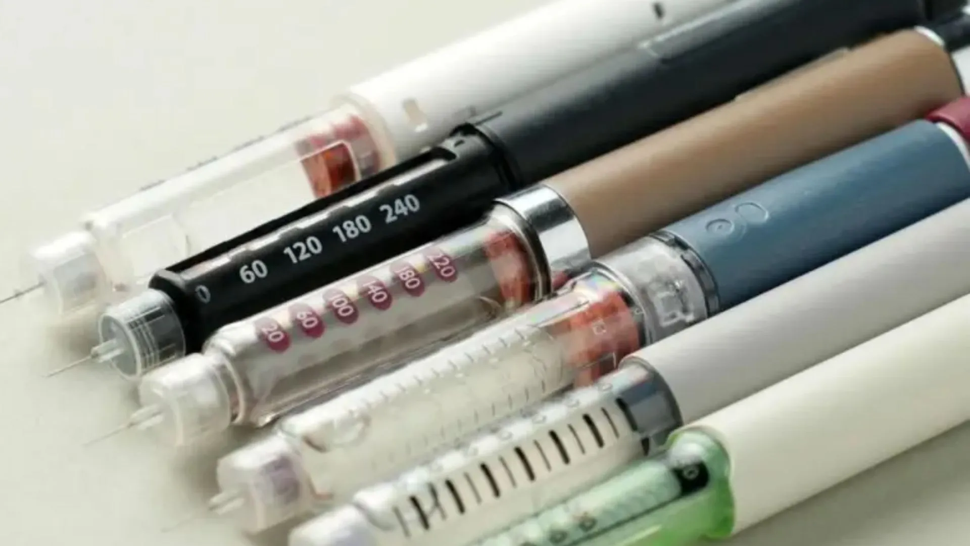 Anvisa investiga seis mortes suspeitas por uso de canetas emagrecedoras