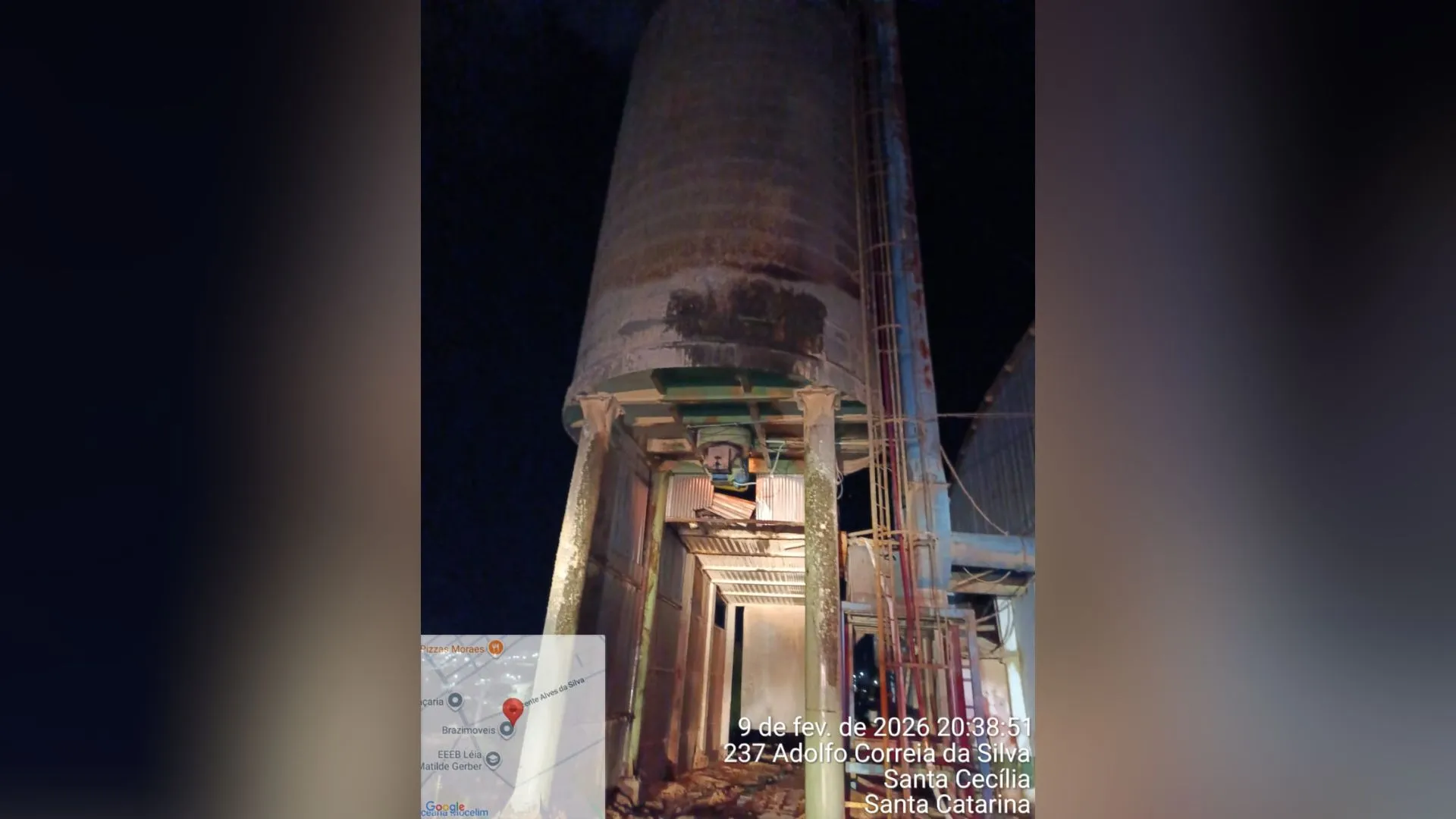 Após três horas de trabalho, bombeiros controlam incêndio em silo