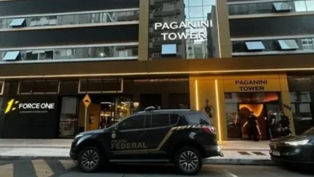 Polícia Federal realiza buscas em Balneário Camboriú na investigação do Banco Master