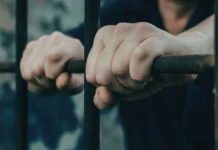 Detentos que mataram e comeram órgãos de colega de cela são condenados