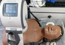 Tecnologia a favor da vida: Bombeiros de Videira recebem compressor torácico