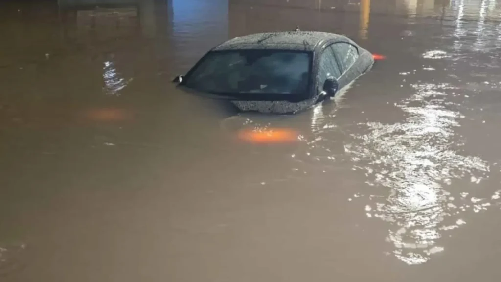 Chuvas em SC acumulam mais de 100 mm e provocam alagamentos