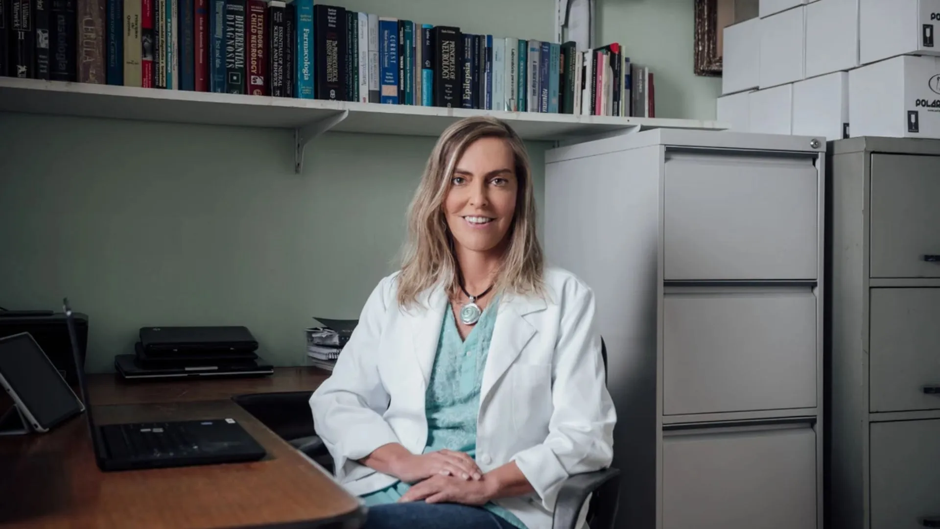 Seis tetraplégicos voltam a andar graças a cientista brasileira