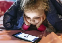Vídeos curtos no celular podem prejudicar desenvolvimento cognitivo de crianças, apontam estudos
