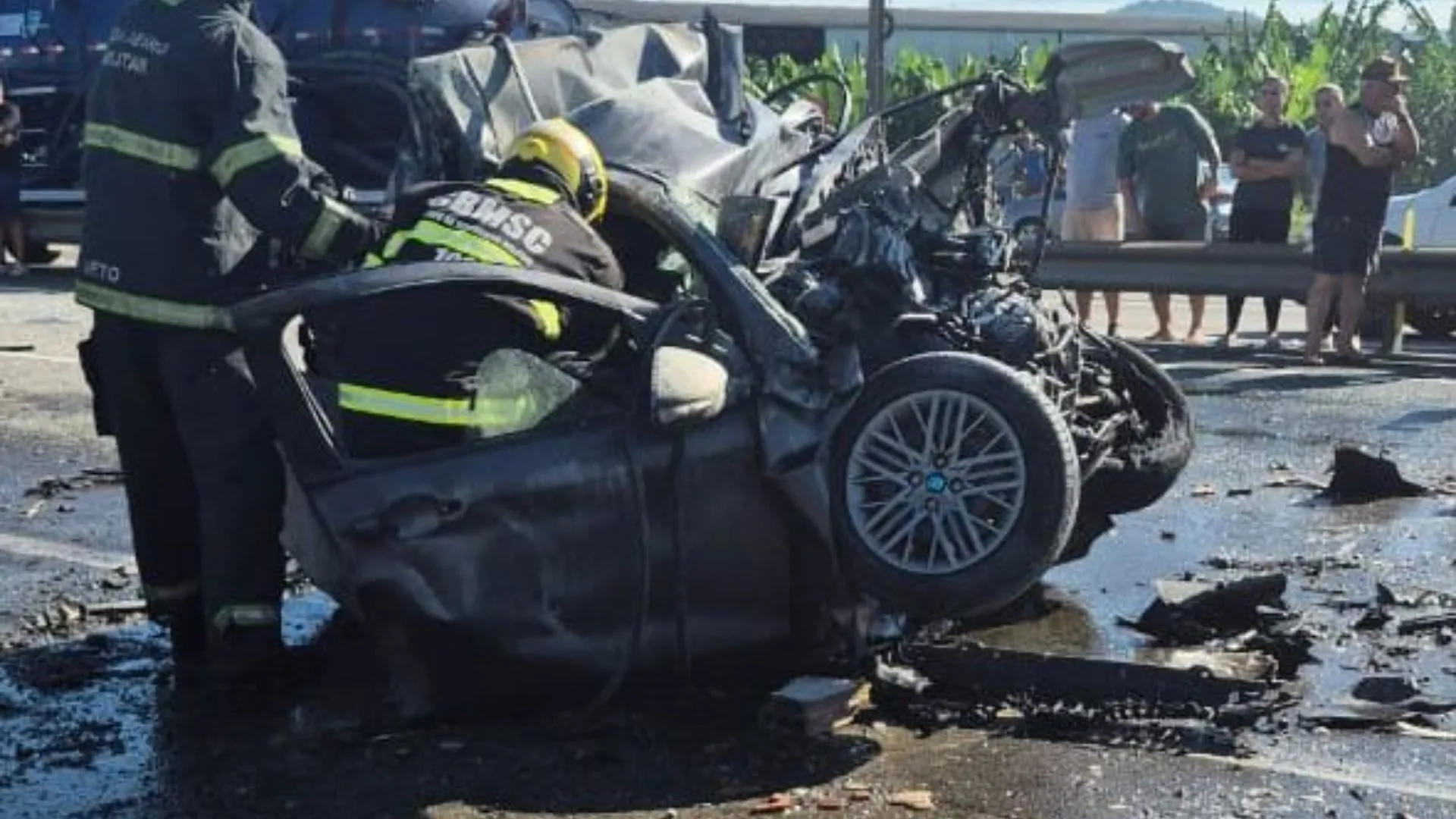 Acidente na BR-101 deixa ao menos três mortos em Itajaí