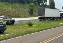 Caminhoneiro é preso dirigindo sob efeito de anfetamina