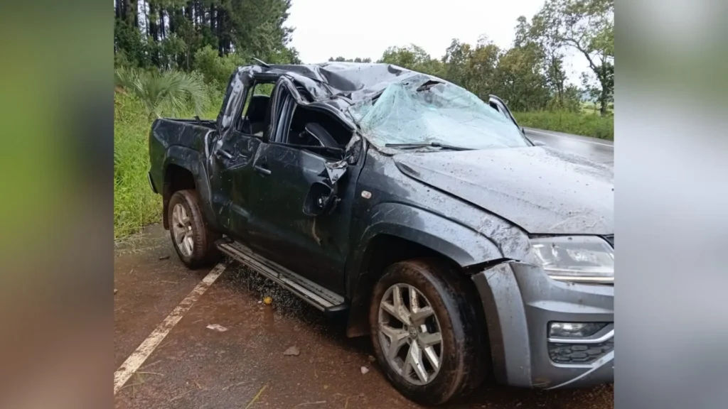 Capotamento deixa feridos na SC-120 em Curitibanos