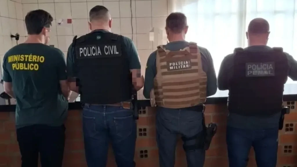 Diretor de presídio oferece regalias em troca de favores pessoais