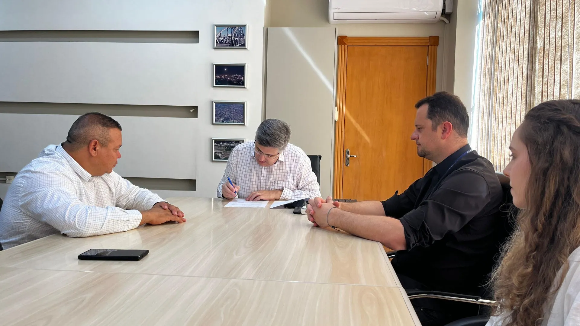 Assinada ordem de serviço para a nova creche em Taquara Verde