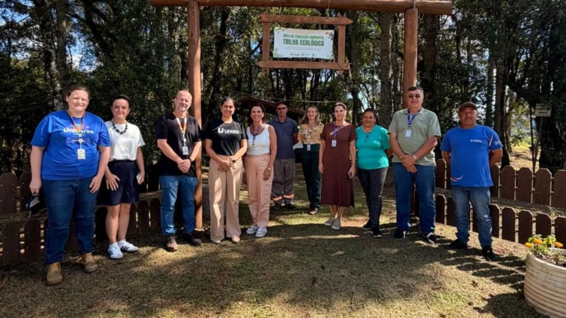 Reitoria da Uniarp visita Horto Municipal e debate parcerias