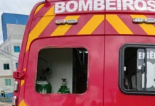 Homem em surto quebra janela de ambulância e foge durante socorro em Videira