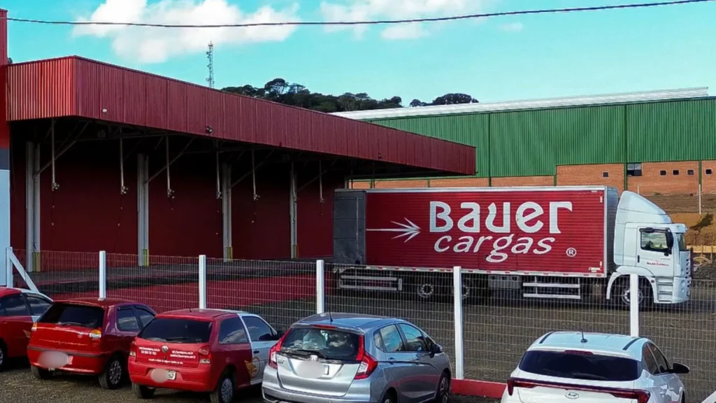 Gigante dos transportes de SC decreta falência e deixa dívidas milionárias