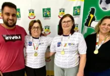 Dupla de Iomerê garante vaga no estadual de canastra feminina