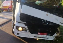 Colisão envolvendo três veículos é registrada na região