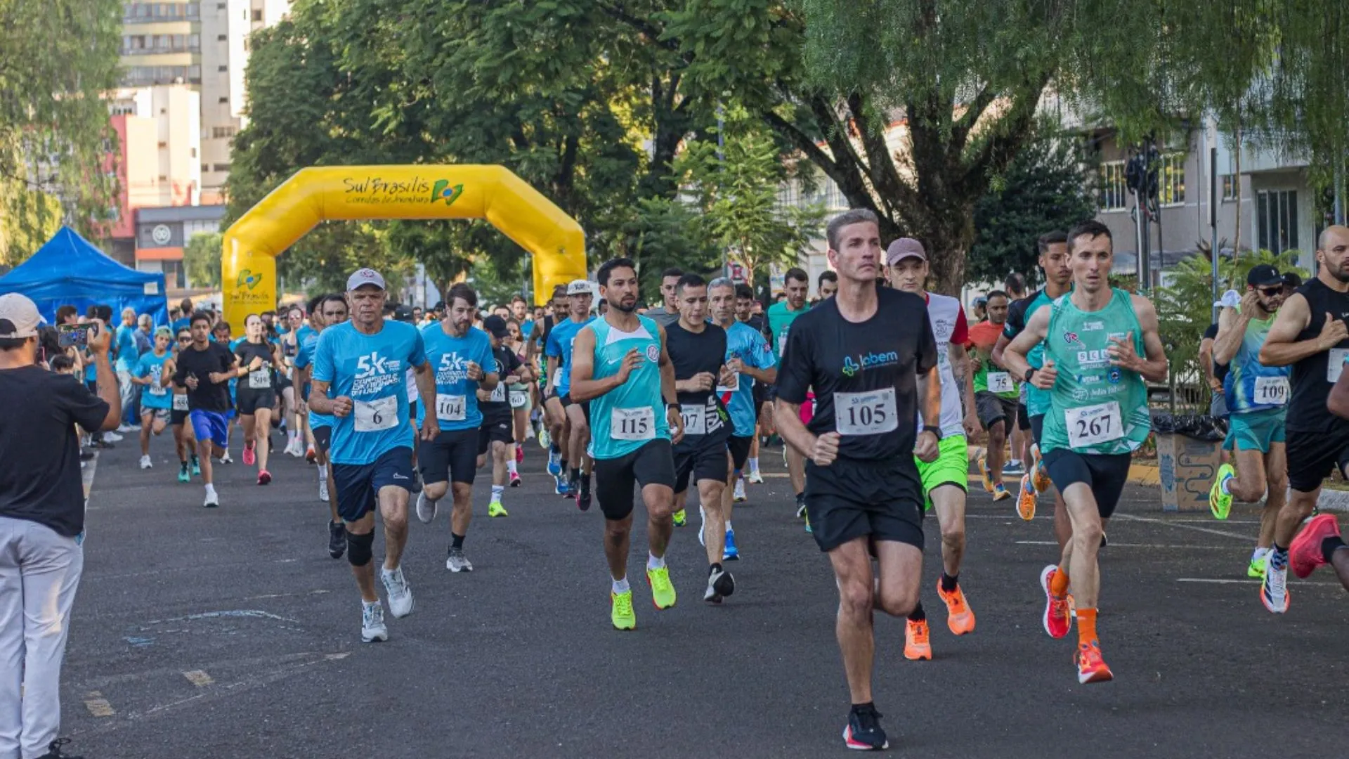 Mil pessoas celebram a Corrida e Caminhada da Uva em Videira